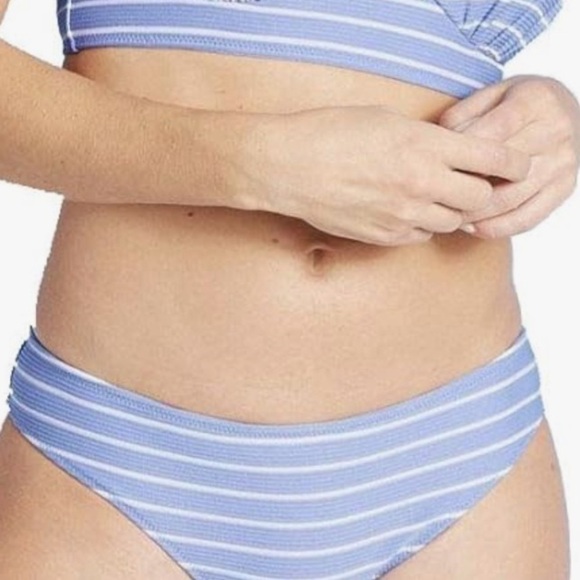 Shade & Shore Ribbed Lightly Lined Long Line Triangle Bikini Top Light Blue EUC - Picture 1 of 16